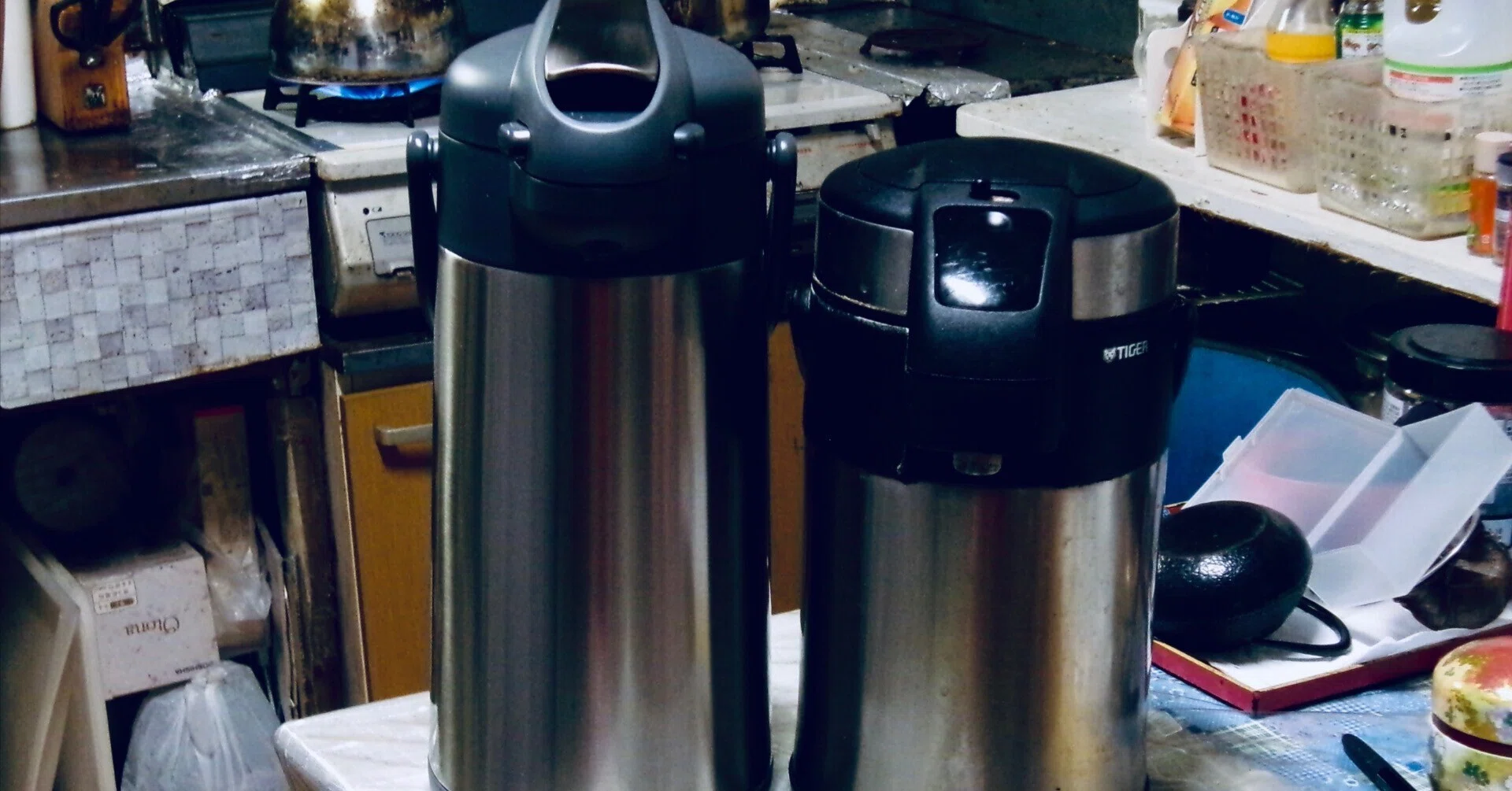 ポットが壊れたので、新しい魔法瓶に買い替えた。｜おちまこと