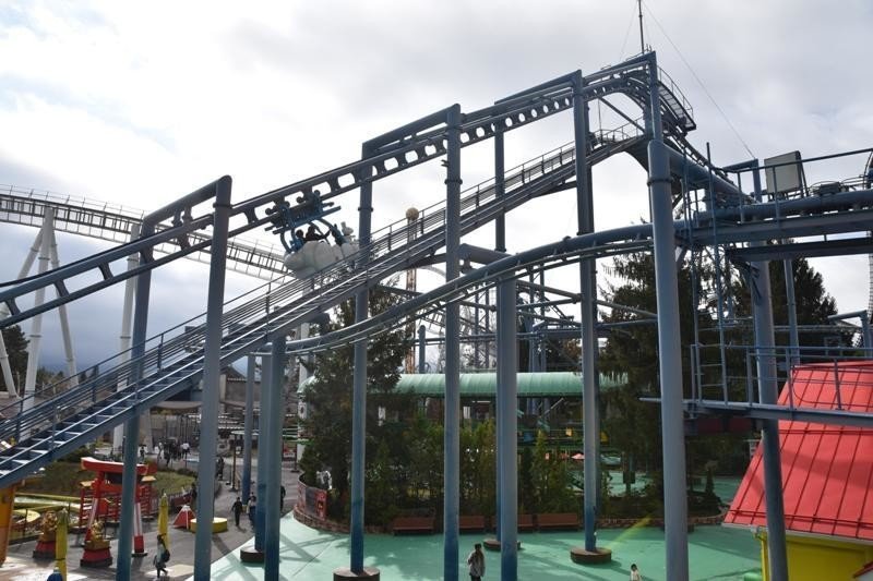 山梨県 1パーク 9機種 Airtime ジェットコースター 遊園地レビュー Note