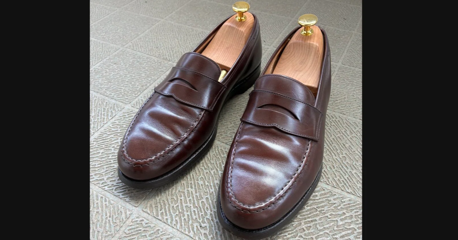 👞【3年半・228回】クロケット＆ジョーンズのローファーを「優良株」に
