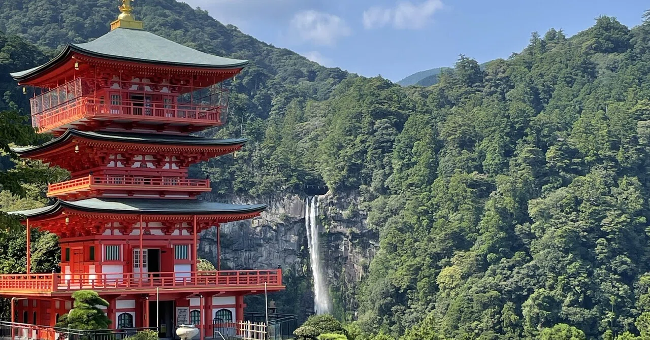 ⛩️「熊野那智大社」圧倒的な自然と日本一の名爆「那智の滝」｜まうす