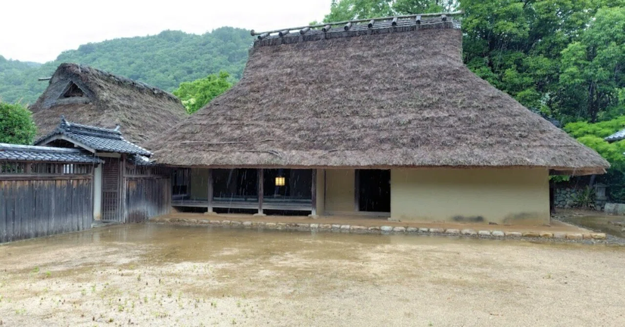 No.戦前館　骨董　アンティーク　電笠　料亭　遊郭　大正　戦前　お座敷 国宝探訪】（国宝指定予定）箱木家住宅主屋｜yamaco 🐾国宝探訪