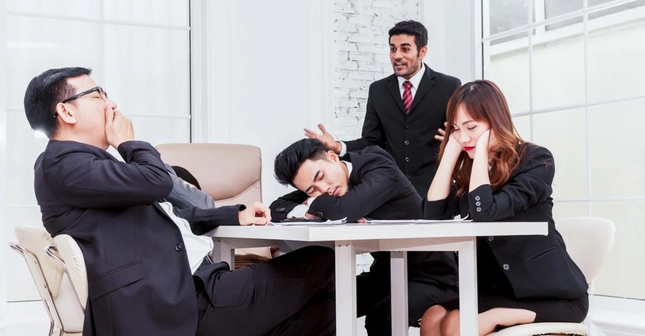 商談中に寝てたダメ営業マンが「一つの質問」をきっかけに開花した話 