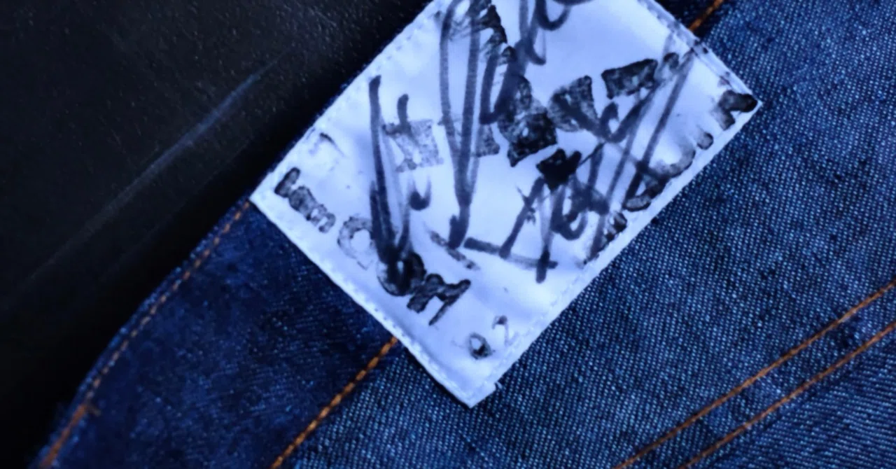 リネン100%のデニム ”I am dork LINEN DENIM