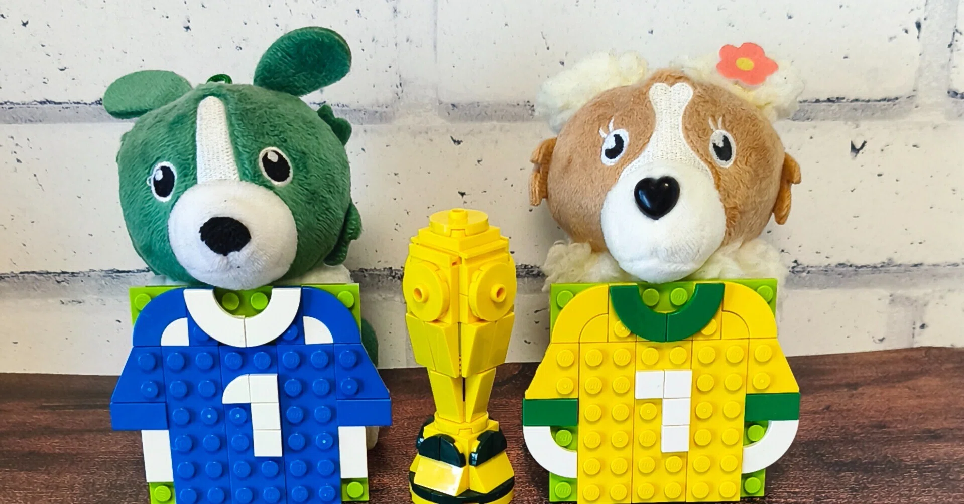 FIFAワールドカップ2026ラブブ登場(透明水彩4コマ漫画)＆サッカーLEGO 