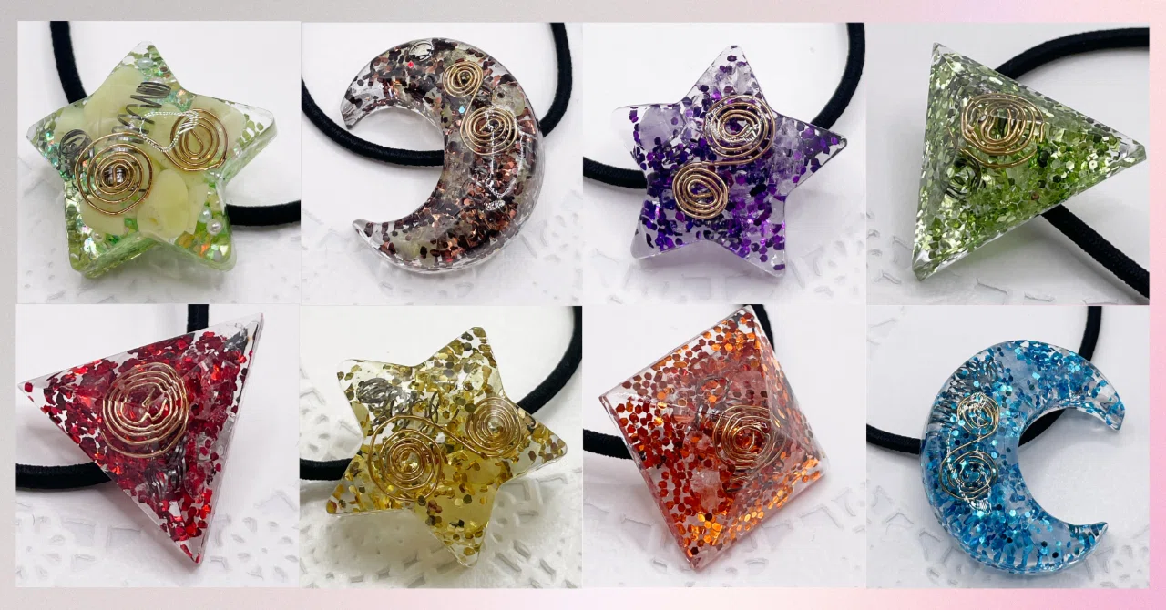 推し色をそっと身につける。オルゴナイトのヘアゴムを作りました｜む