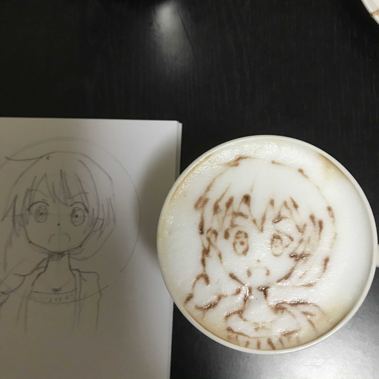 カフェラテの上に絵を描くということをやっています 画力がまずない上に やっぱりラテの上に描くのは難しいです 次は色も塗りたいと思います ラテアート アニラテ キャラ名は知らない Keizo Note