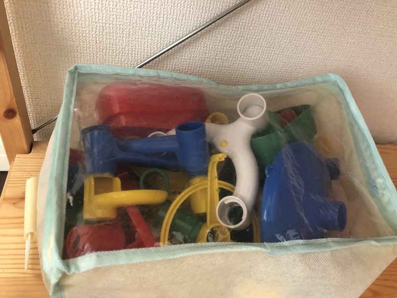 子供のおもちゃ箱は100均収納にして楽になった くみくみスロープ ちず Note
