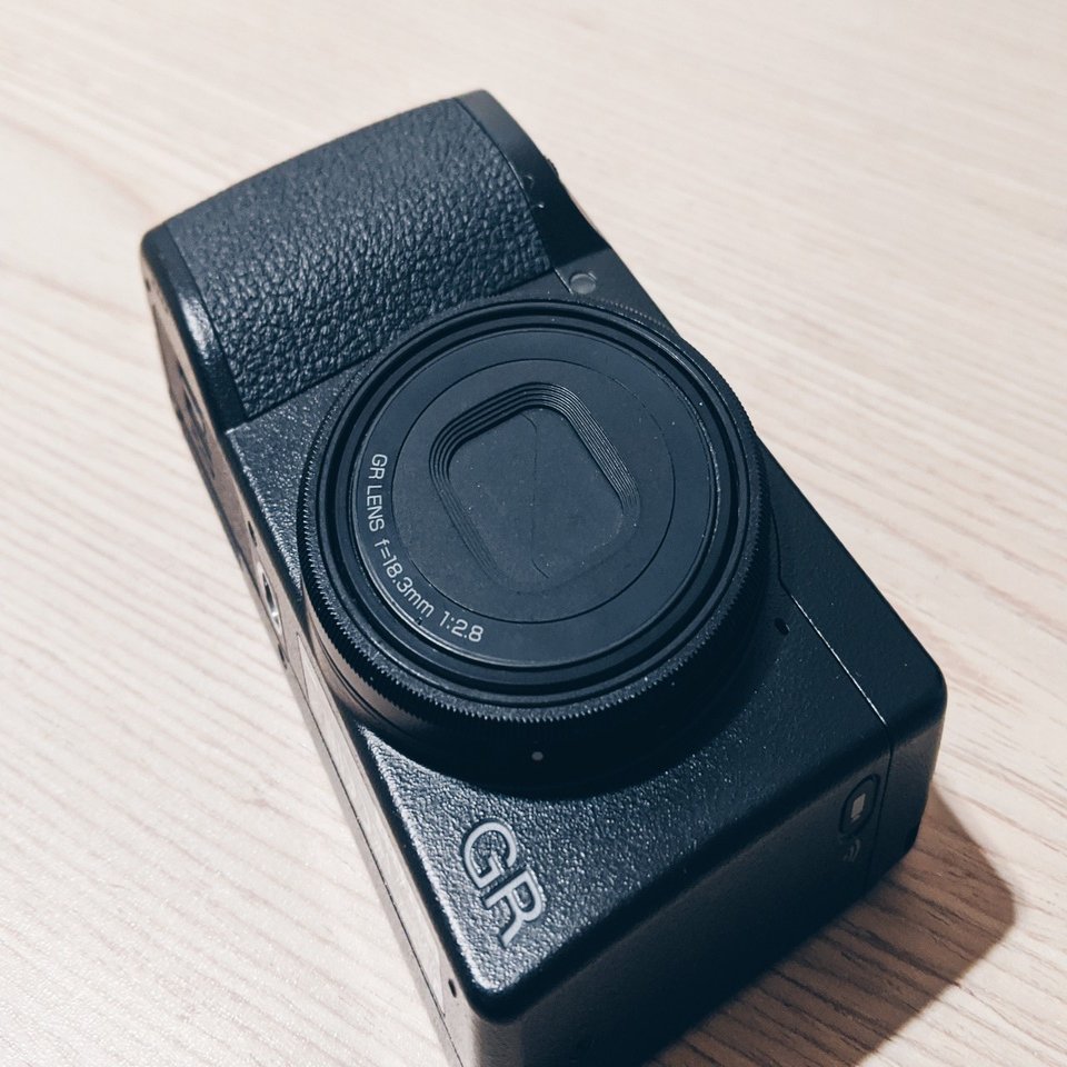 RICOH GR （初代APS-C） 人気機種「リコーGRシリーズ」を紹介！ | 中古