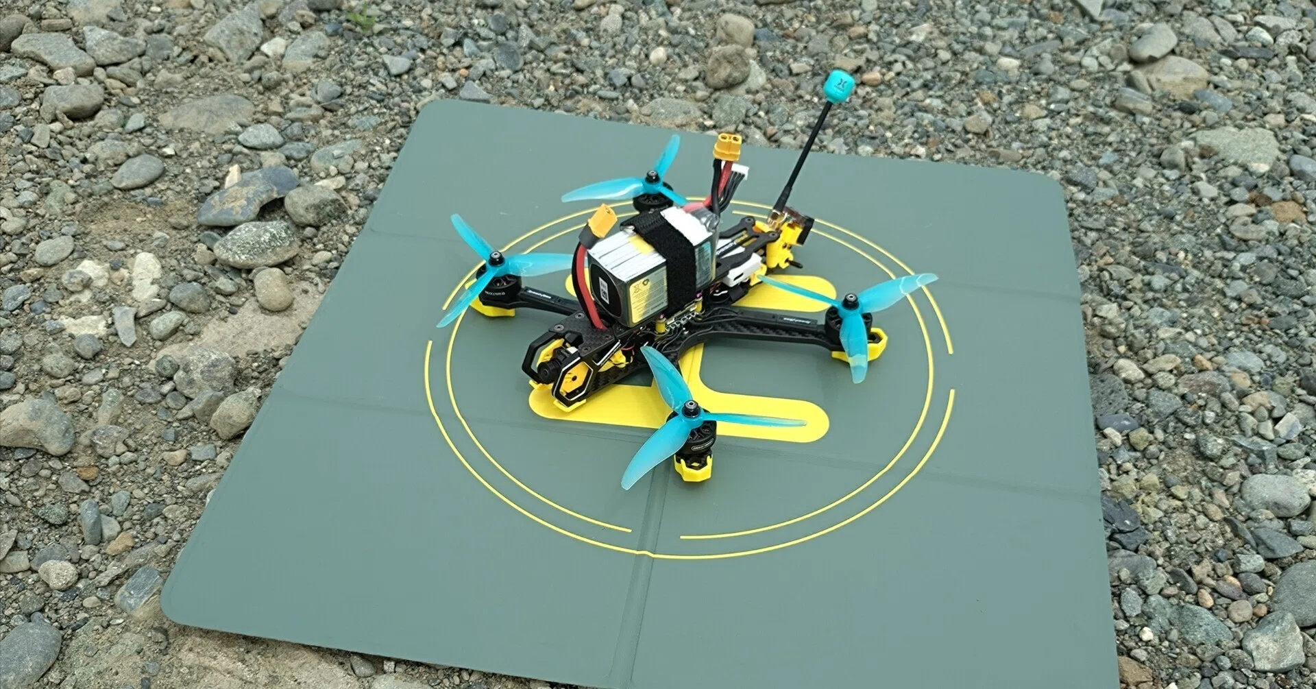 FPVドローン】ついに完成！SpeedyBee Master5ベースの5インチ自作機