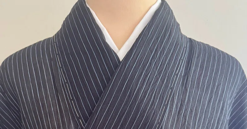 濃紺に水色縞小千谷縮着物