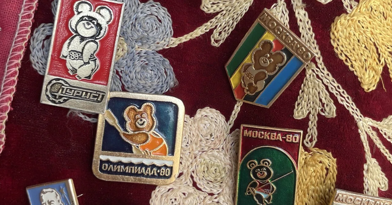 マニア向け】ウズベキスタンでおすすめの旧ソ連グッズ屋さん｜くまのすけ