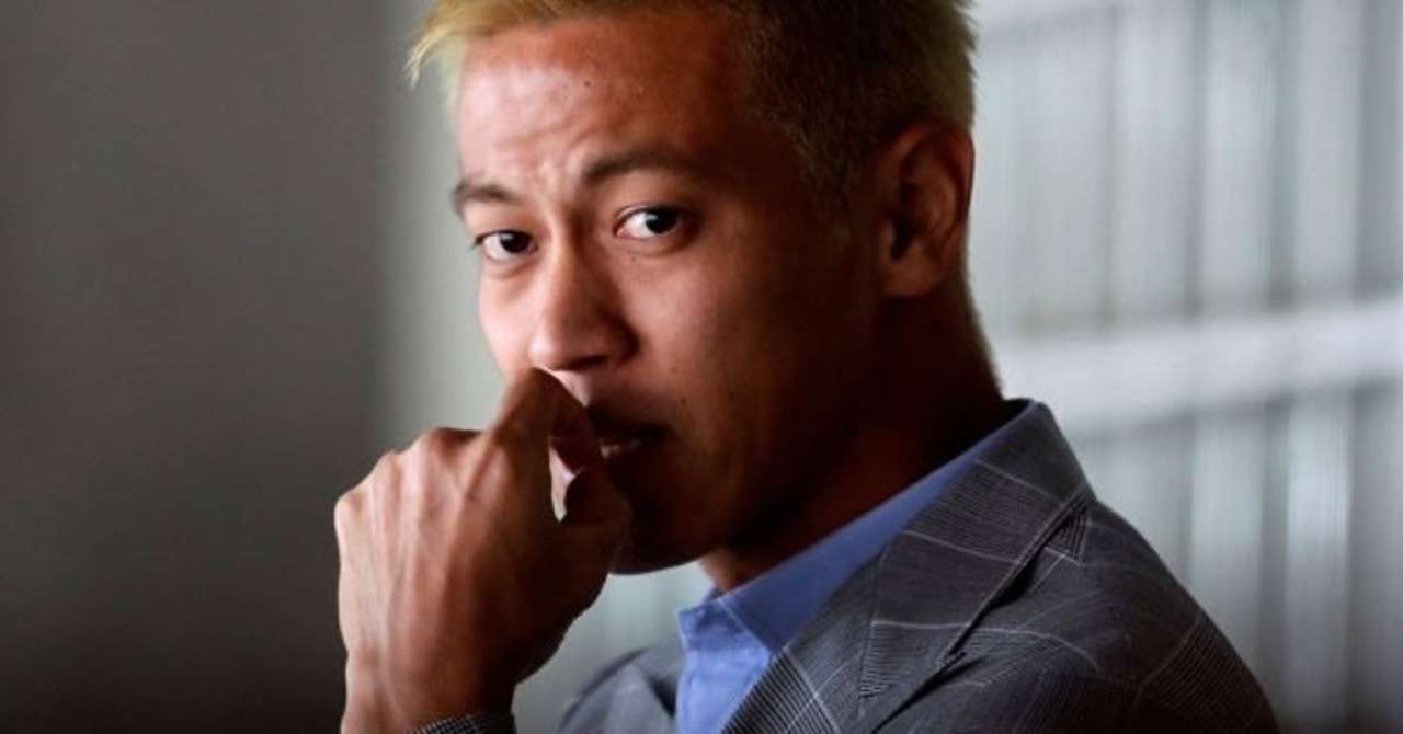 本田圭佑に学ぶ スーツ映え の極意 Hero スーツをカッコよく着こなしたい筋トレ男児 Note