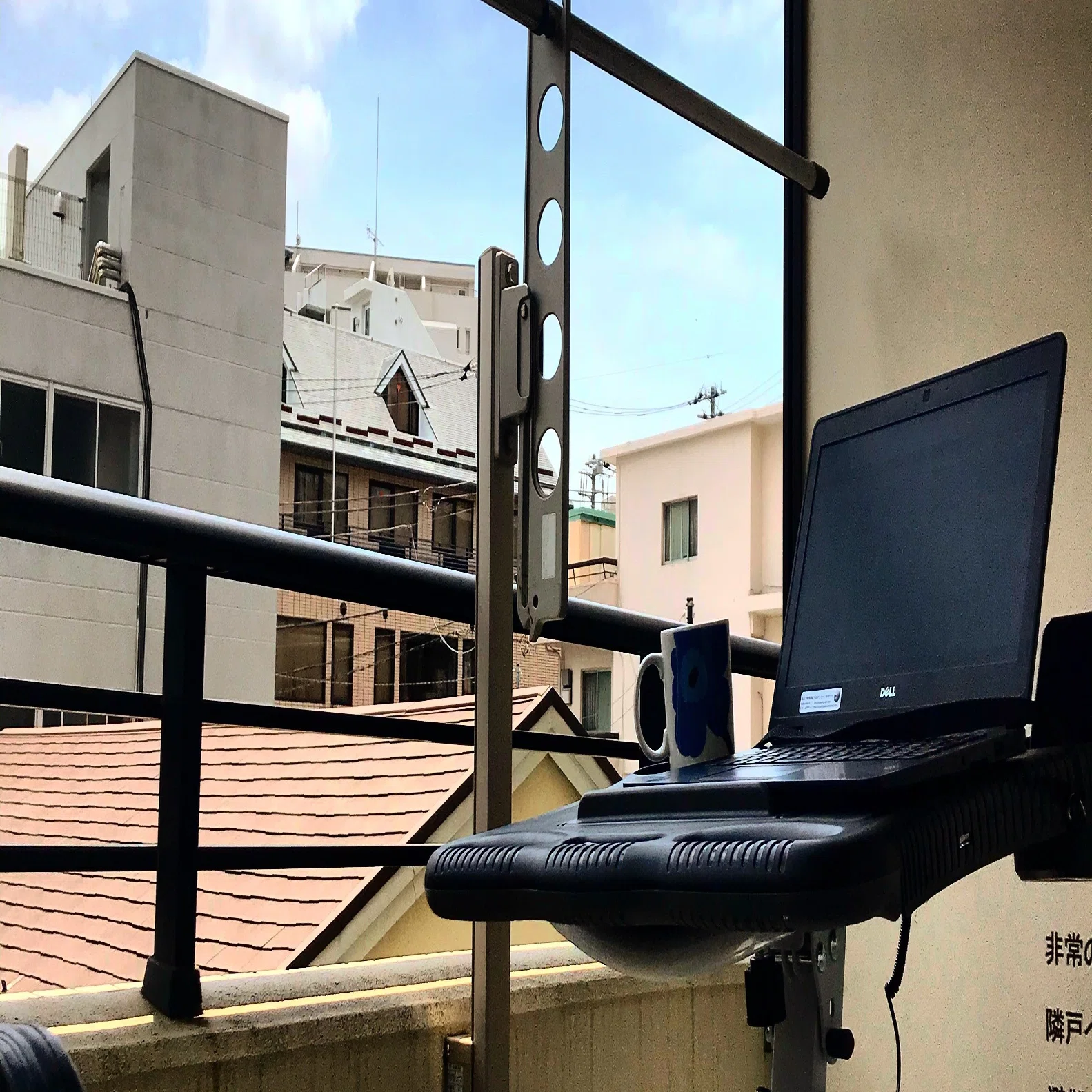 コロナ禍にデスク付きエアロバイクを買って、リモートワーク中に漕ぎ 