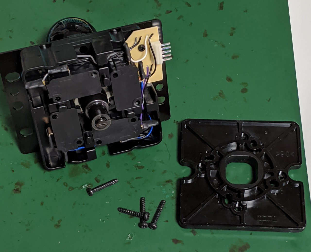 三和レバー＆8角ガイド取り付け済み リアルアーケードPro.V HAYABUSA