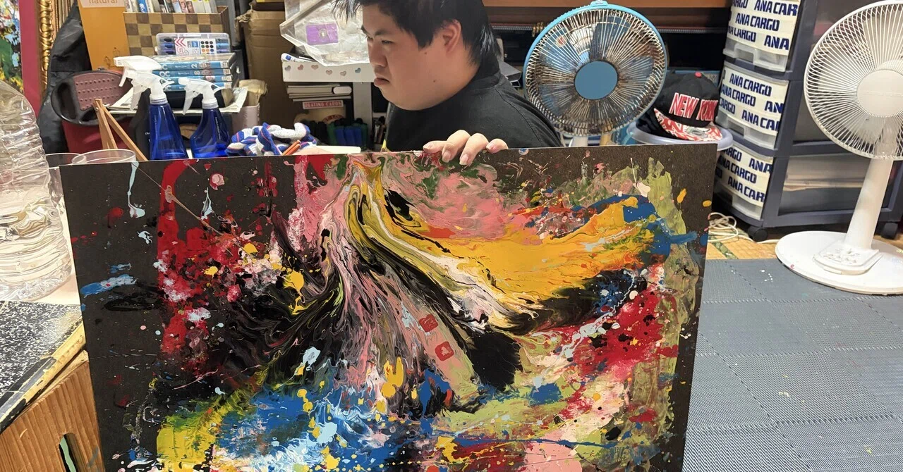 沖縄のピカソ小波津有希」幸運を呼ぶダウン症画家です