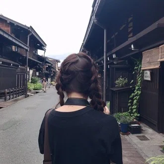 都村つむぐ