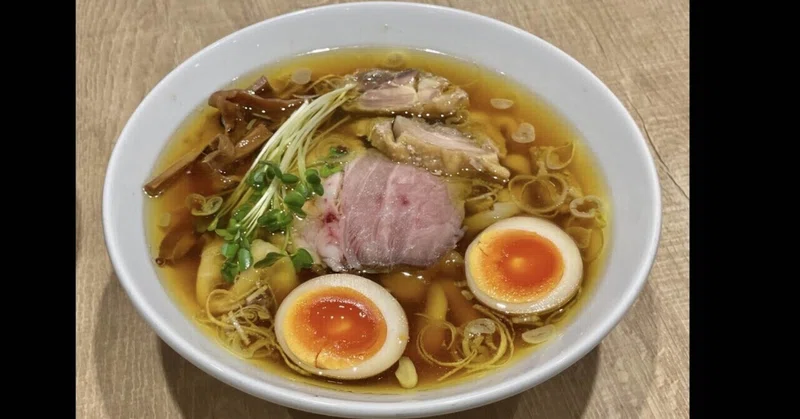 親鶏中華そば綾川の看板 完成