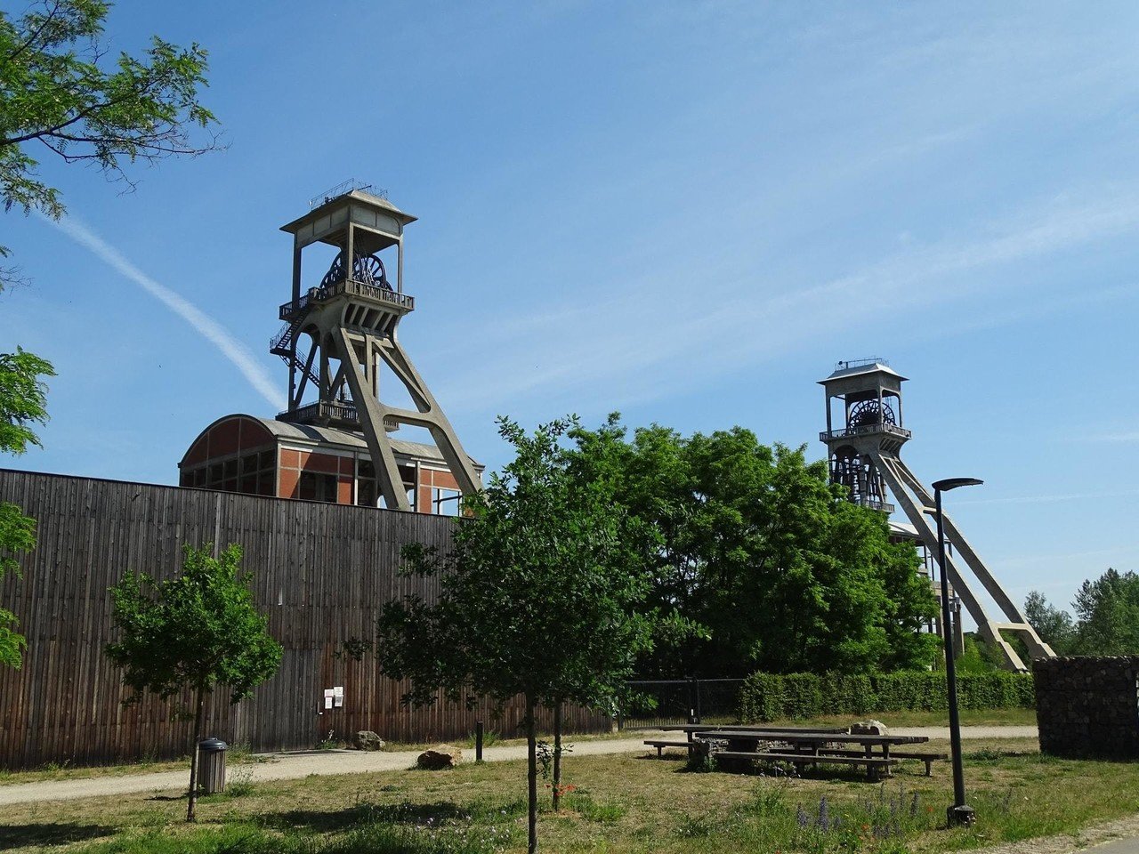 都市鉱山とは？世界に自慢できるかもしれない日本の新たな資源｜シバル