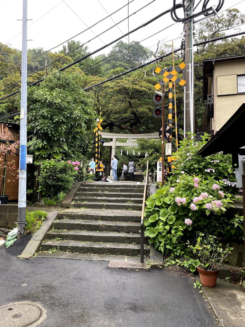 マンガ 海街diary 聖地巡礼 第一弾 御霊神社 長谷寺 Shiro Note