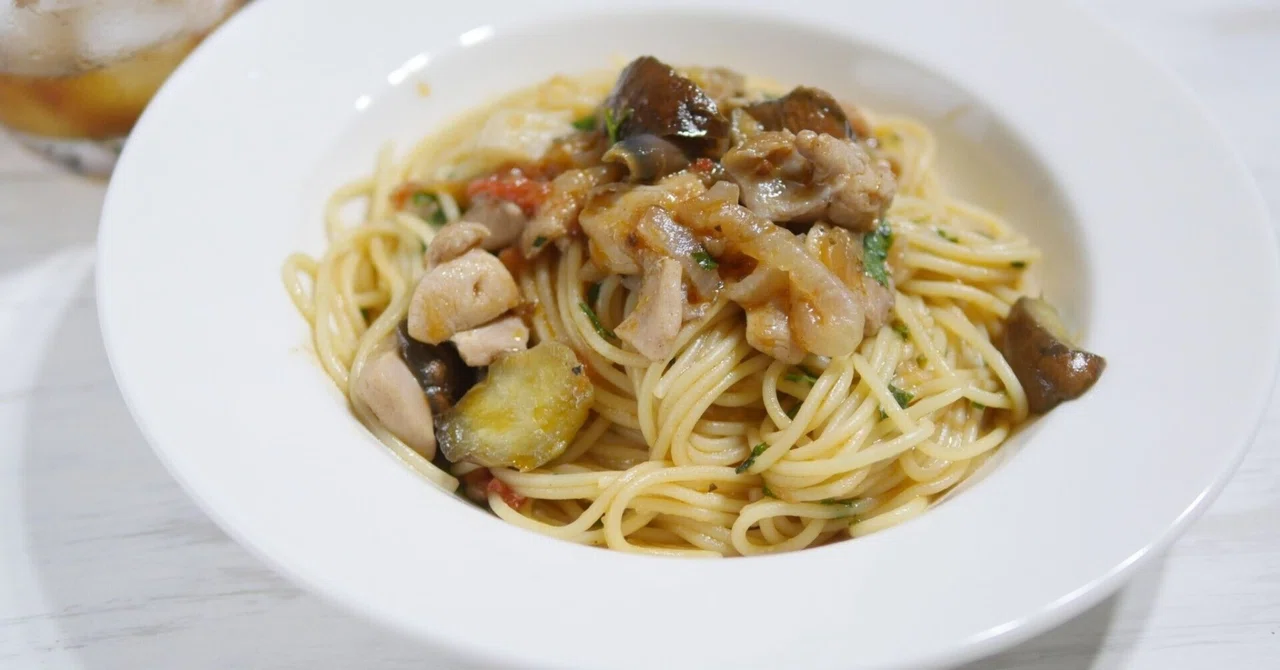 タイガーマスク基金のチャリティーギフトセットの、パスタソースを活用して、パスタ。