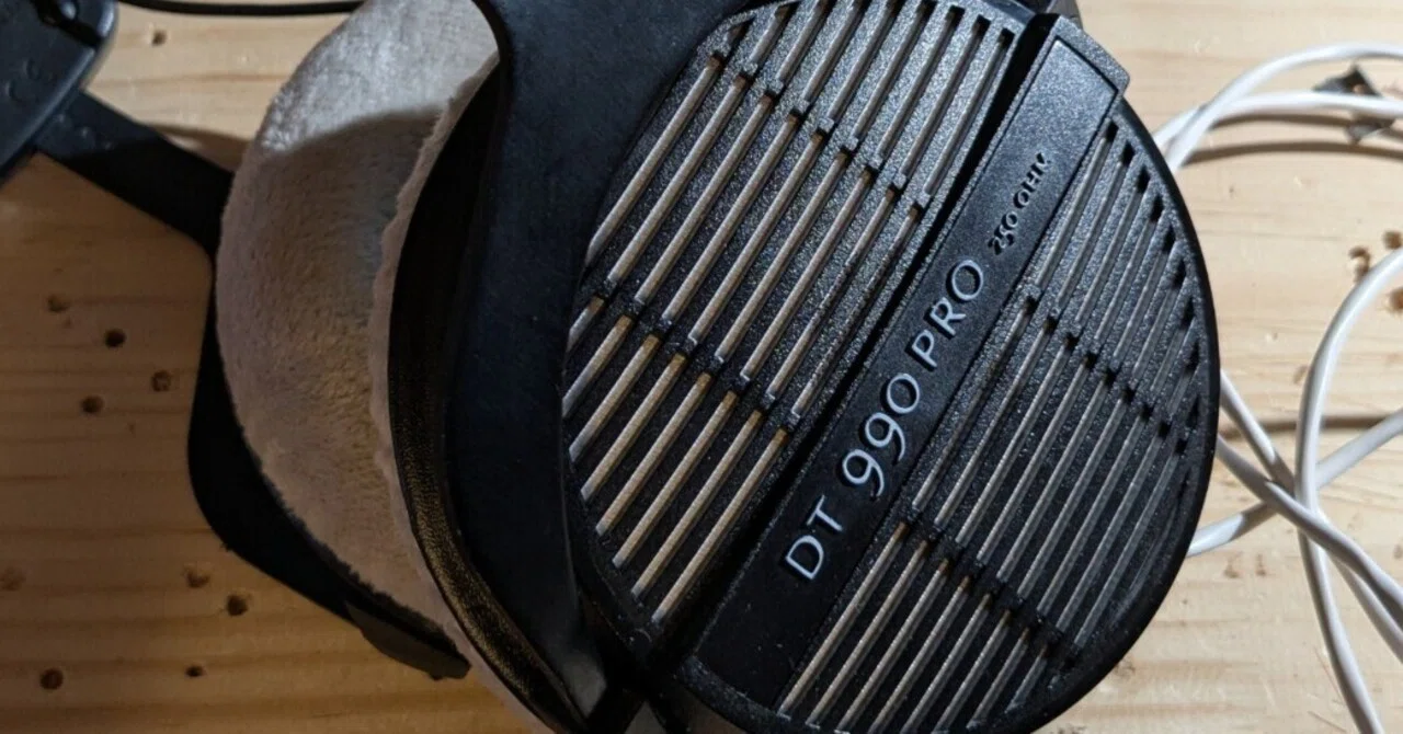 Beyerdynamic DT990 Pro イヤーパッド、ケーブル交換｜tmiyamo