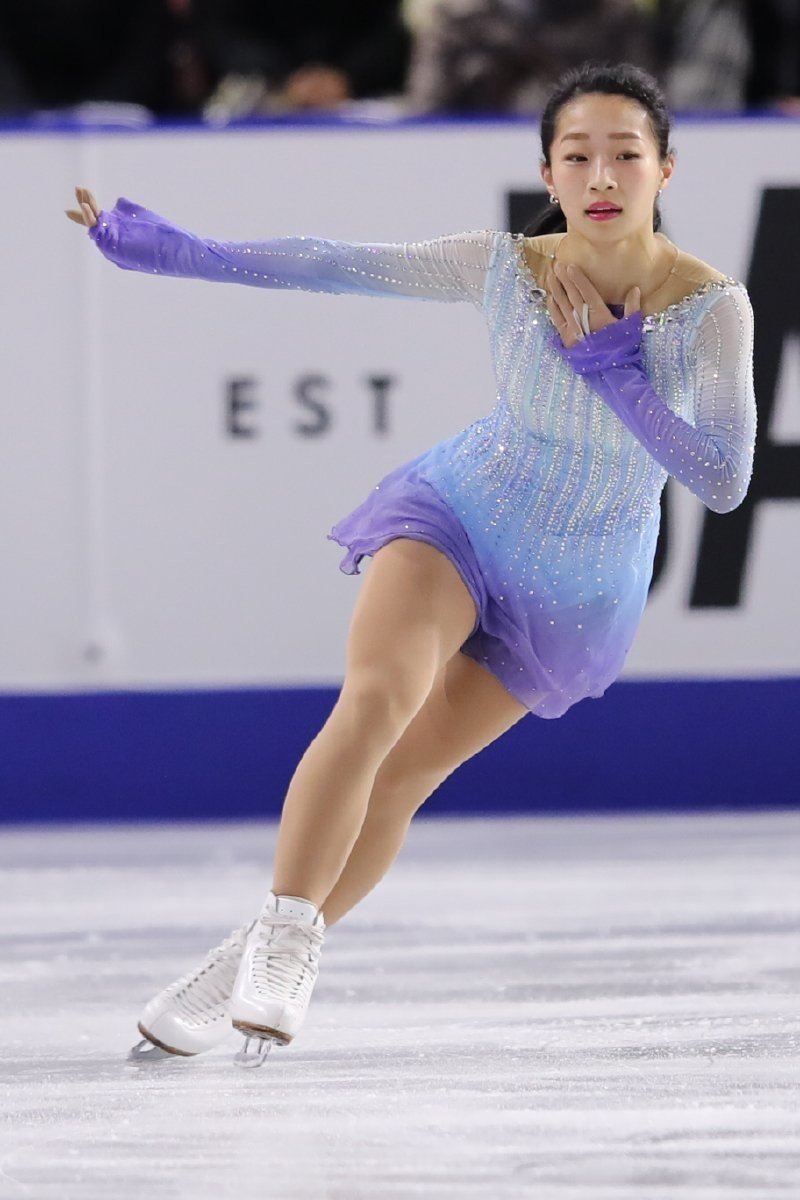 フィギュアスケートの素敵な衣装 女子・青編｜あゆみ