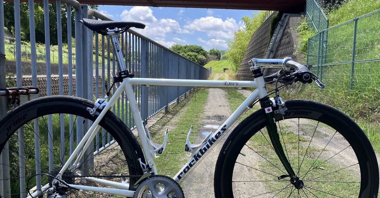 rockbikes envy 第2章開幕ママチャリハンドルでフラットバーロード化