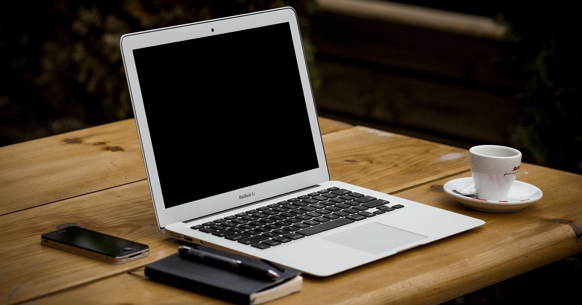 MacBook Air 13 2015 本体＋充電器 通電OK・バッテリー△ MacBook Air 13インチEarly 2015のバッテリー交換 - iFixit 修理