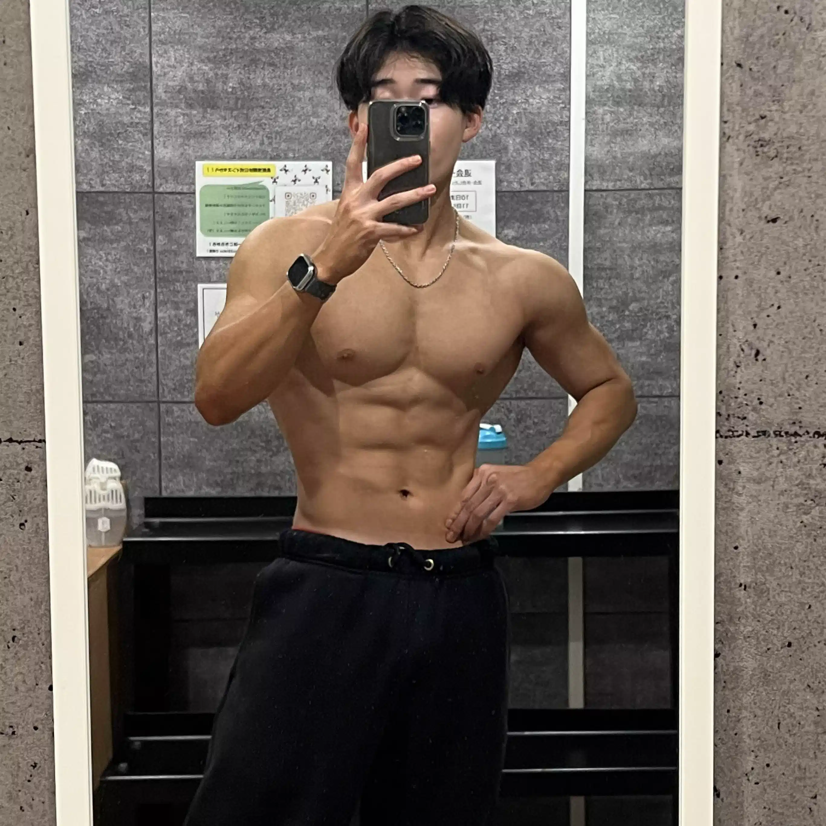 ココトレ　「ここから変わる、自分づくり」　筋トレ×健康×自己成長