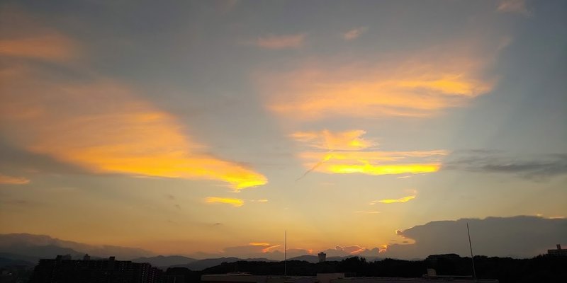 8月の夕空