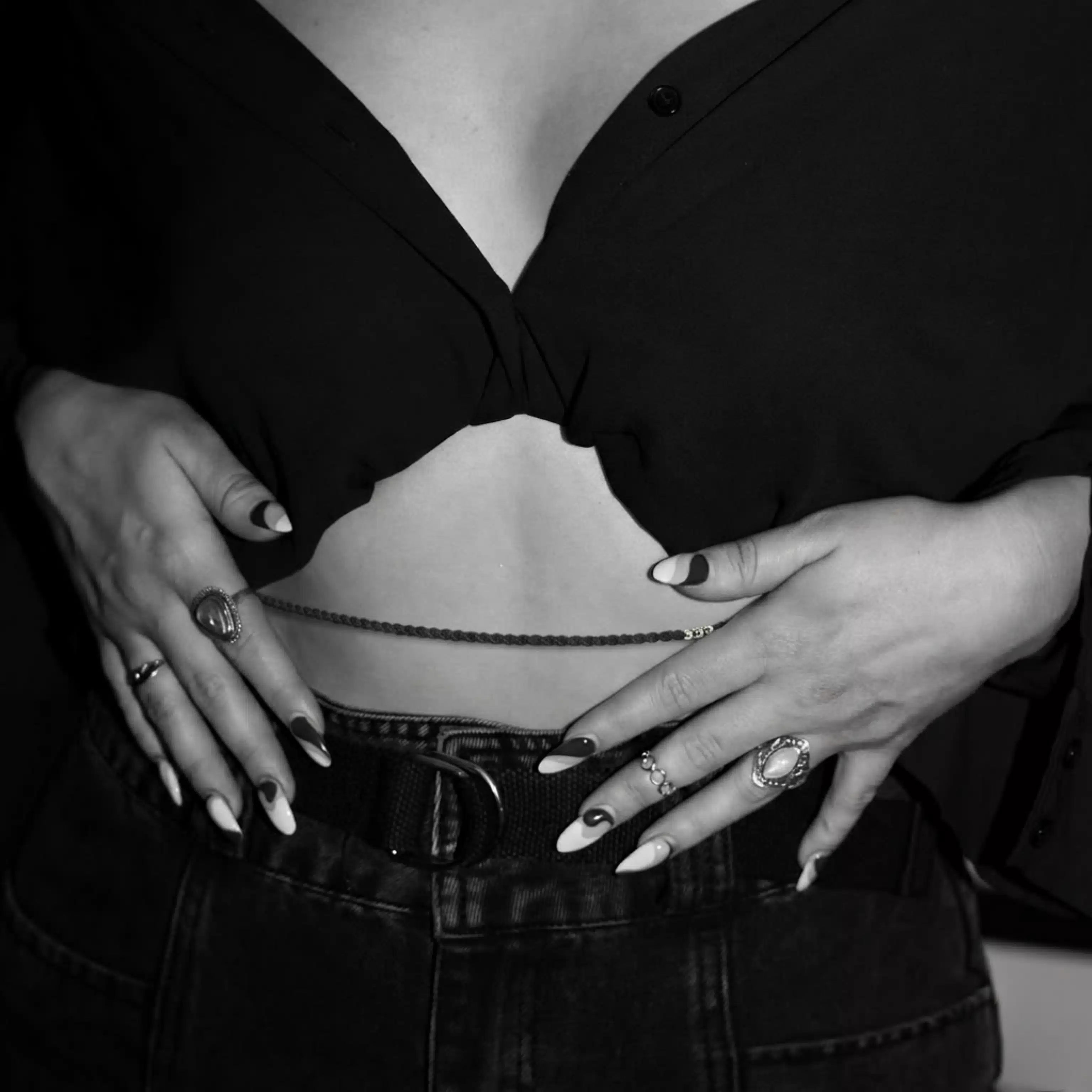 Maiko｜Waist Jewelry Designer