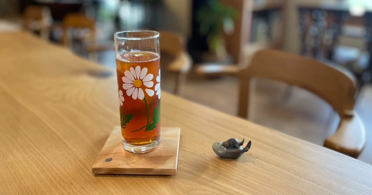 夏の和紅茶帖 3】和紅茶はアイスに向くか？｜マツーラ（Acoustic Cafe）