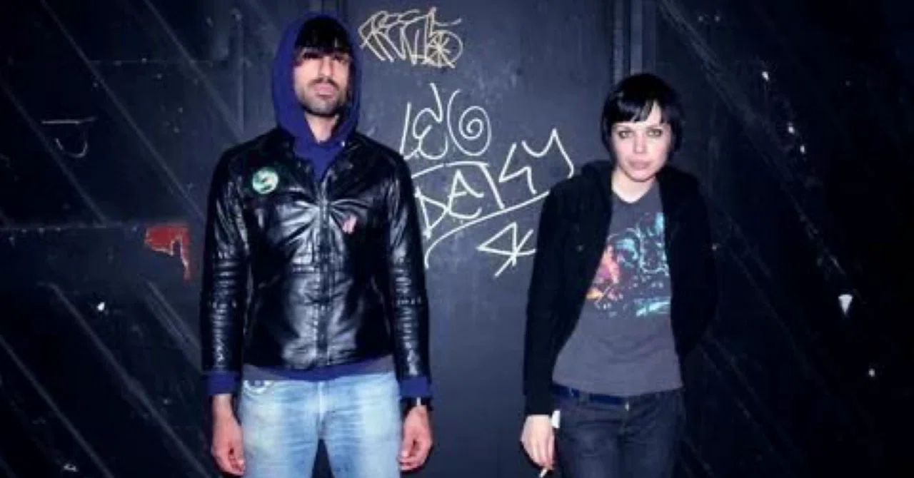 Crystal Castles 好きな曲 10選｜Vanilla Unicorn