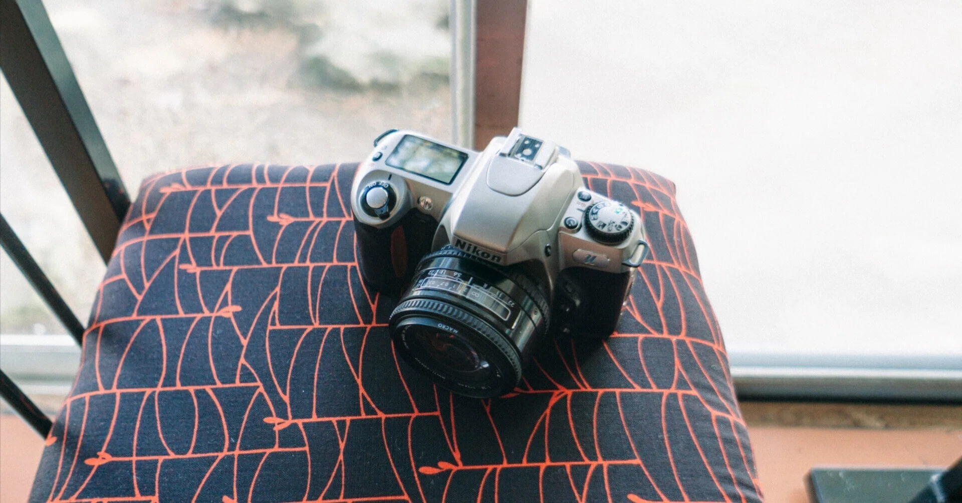 Nikon U｜硝子窓