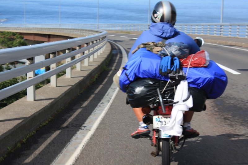 晴れて38度の日も 霜柱が立つマイナス2度の時も 靴どうしてたのよ Sachi 旅豆 Ta Beans Note