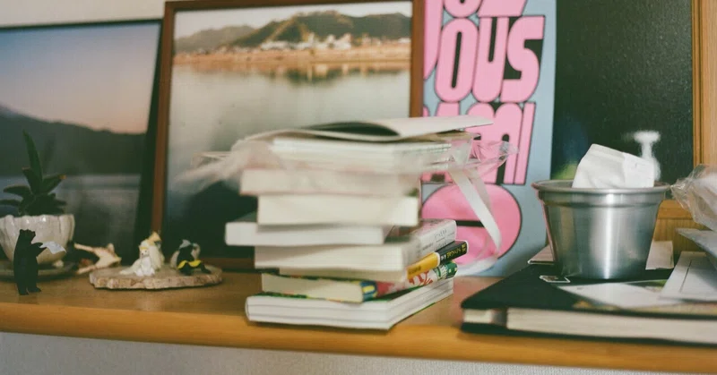 【旅の記憶#7】家の積読 | TSUNDOKU