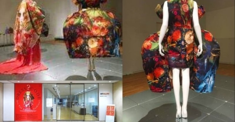 展示が半分出来上がった状態でコロナ休館に入ってしまった展覧会を敢えて取材 おかげで ダ ヴィンチ コード ばりのミステリー仕立てエッセーになりました 笑 展覧会自体 ドレス コード 着る人たちの アートでハッピー Note 展示が半分出来上がった状態でコロナ休館に入ってしまった展覧会を敢えて取材 おかげで ダ ヴィンチ コード ばりのミステリー仕立てエッセーになりました 笑 展覧会自体 ドレス コード 着る人たちの アートでハッピー Note