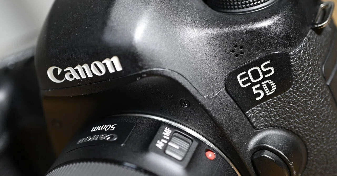 【プロカメラ】Canon EOS 5D Mark III + 50mm f1.8 いまさらCanon EOS 5D Mark III｜夢のような80's