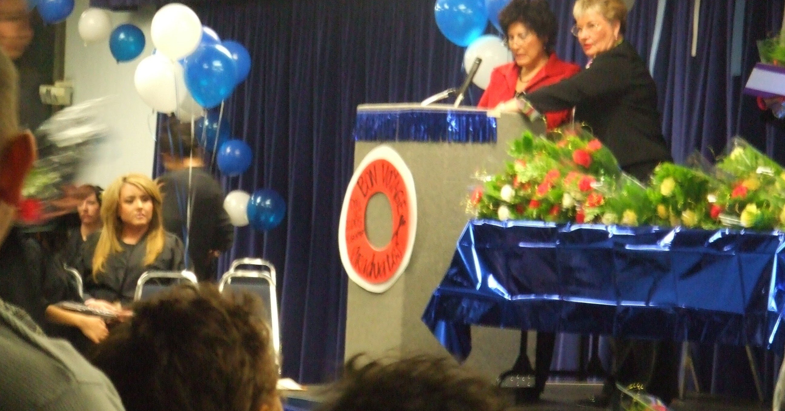 コスメトロジスト 美容師 ネイリスト エステ メイクアップアーティストのライセンス Limo 旅するワイヤーアーティスト Note