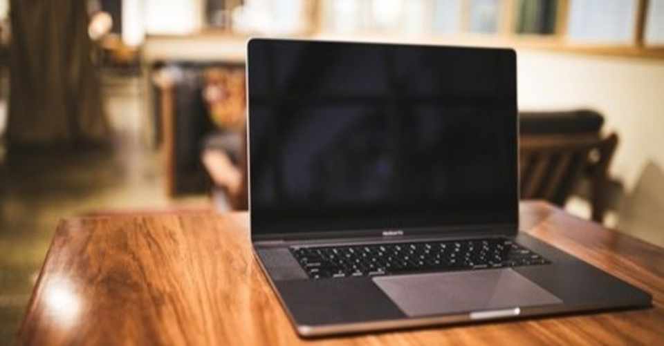 プログラミングを学びたい方にmacbookのメリット デメリット Airかproかを解説します Daiki Note