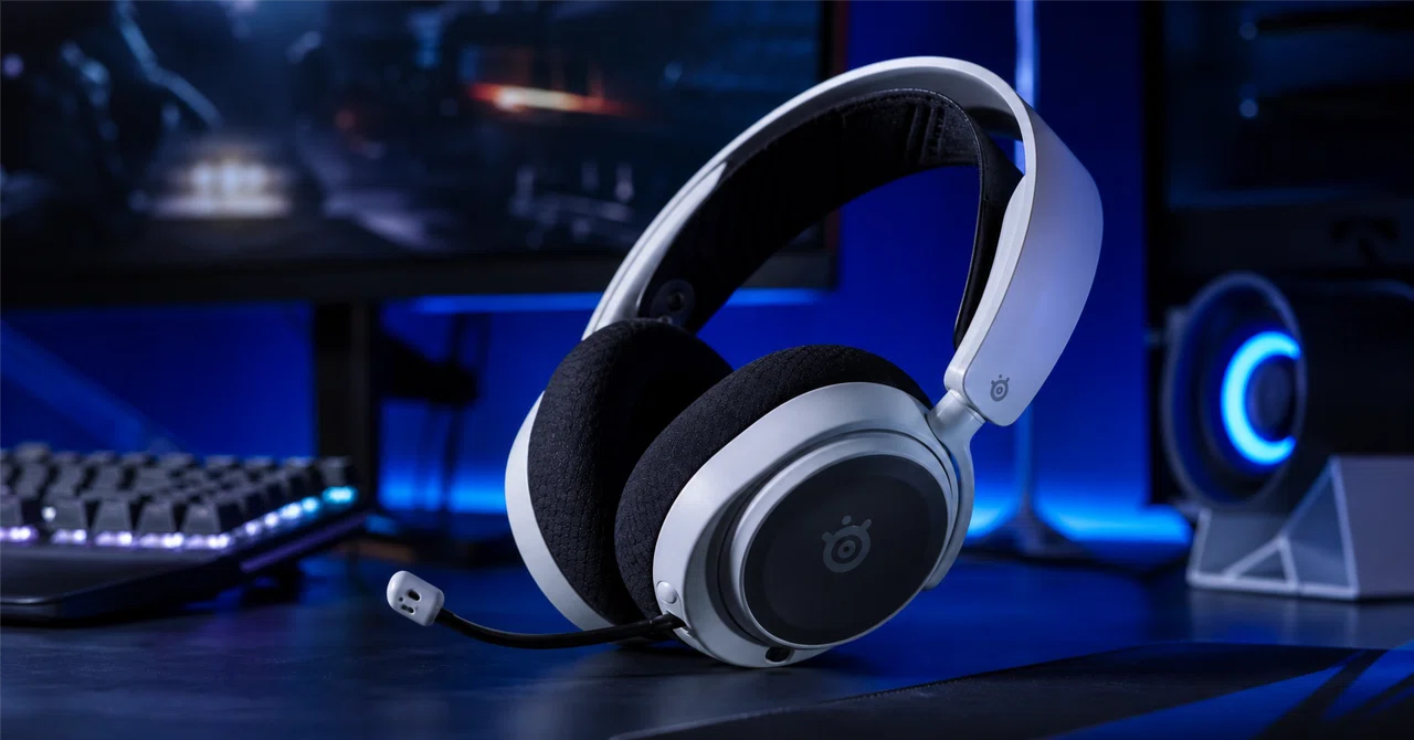 SteelSeriesのワイヤレスゲーミングヘッドセットで配線から解放される