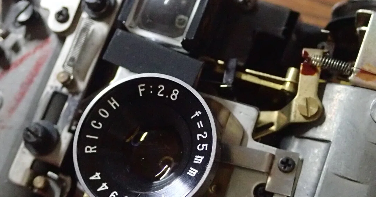RICOH AUTO HALF Eを分解してみた｜ponchan