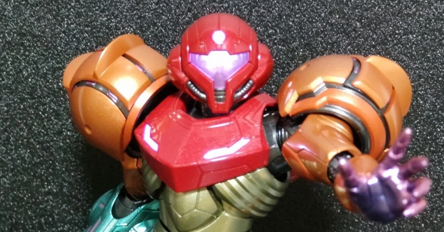 超合金『サムス・アラン (メトロイドプライム4 ビヨンドVer.)』で遊ん