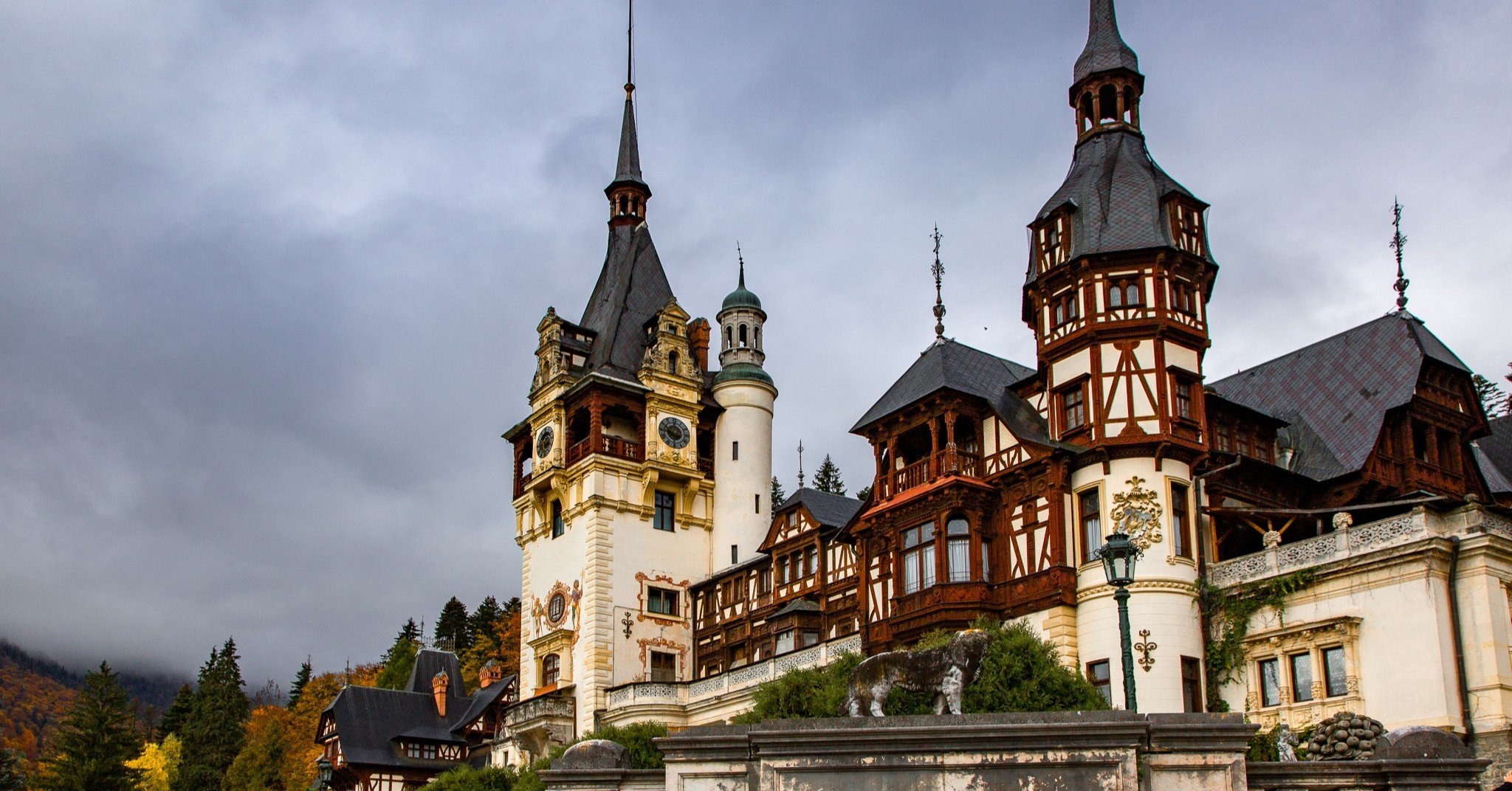 シナイアの ペレシュ城 Zenpaku Note