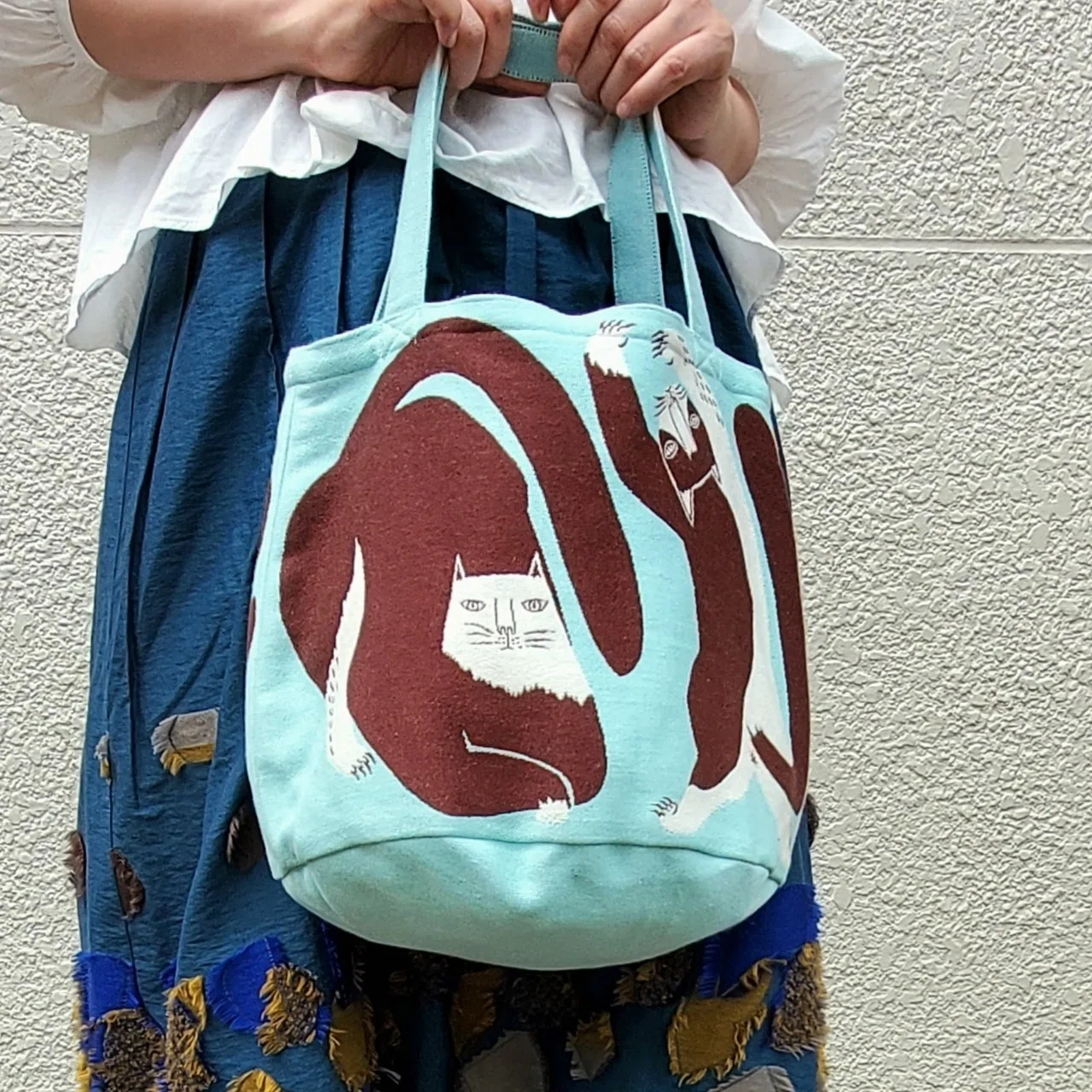 moritaMiW】トートバッグ／「公園の大きな樹のネコたち」｜森田MiW