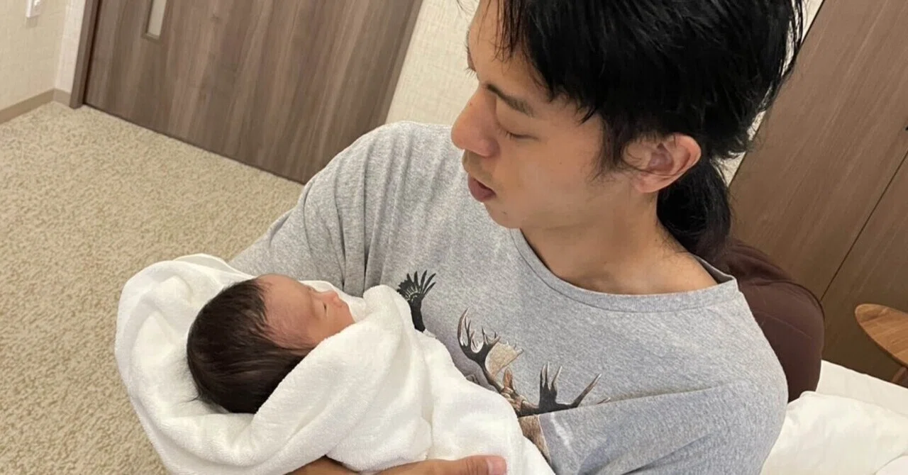 ヘレンド 眠る子ども スリーピングボーイ シノワズリ フィギュリン ソファの上で汗だくで眠る／リンノスケ｜きっとろんどん