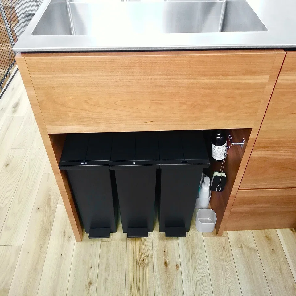 セパレートキッチン ゴミ箱収納 la chic