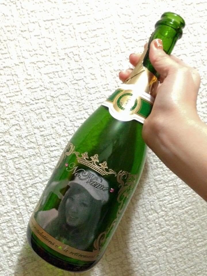 NN引退シャンパン顔つき