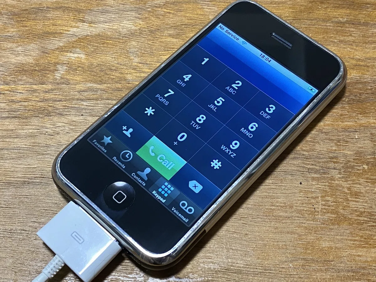 発売から13年目のいま、初代iPhoneをレビューしてみる(2020/6)|ikazuchi