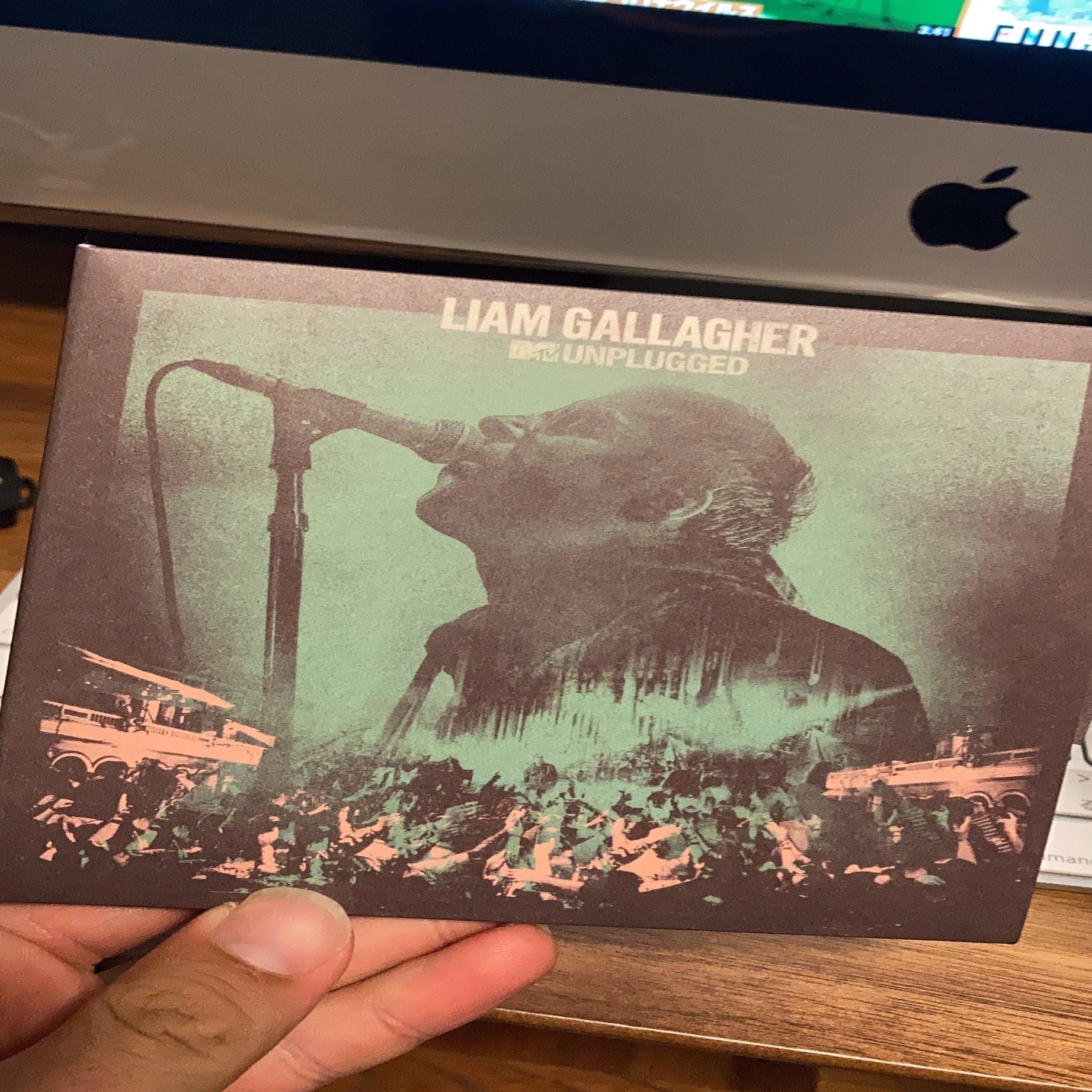 LIAM GALLAGHER MTV UNPLUGGED｜ひーび